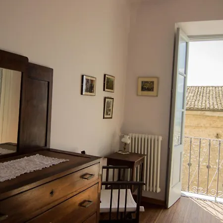 Bed & Breakfast Vicolo Maggiore *